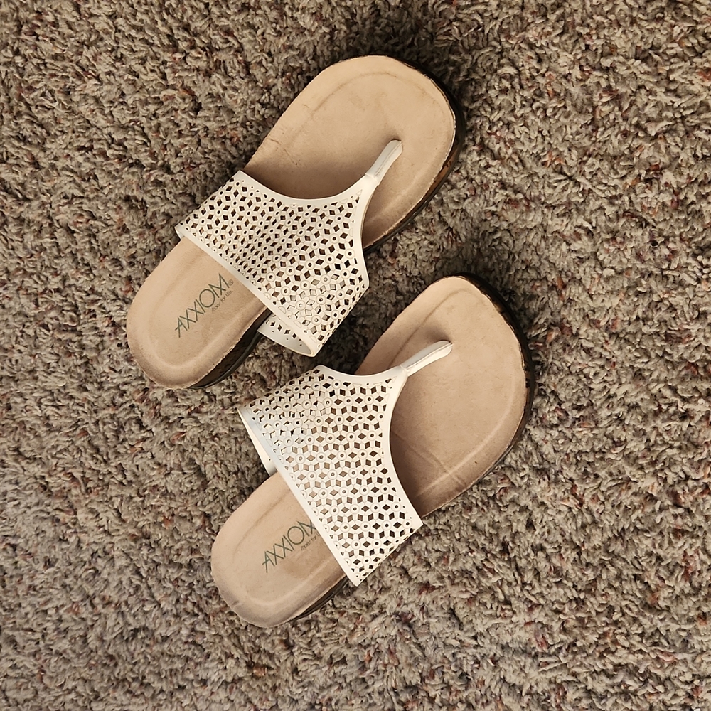 Axxiom sandals